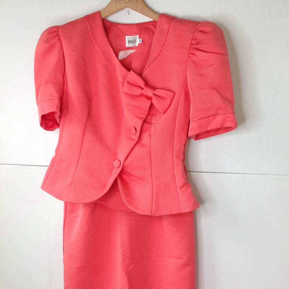 Vtg Leslie Fay Pink Skirt Suit Bow Puff Sleeve
